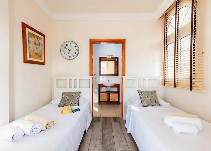 Villa Ocean Palm, Heated Pool! *