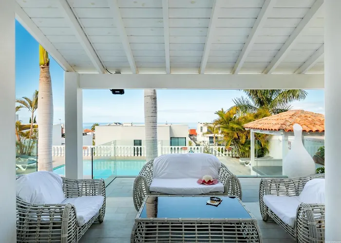 Ocean Palm, Heated Pool! Villa *