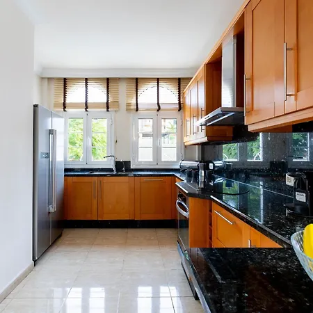 Vila Ocean Palm, Heated Pool! *